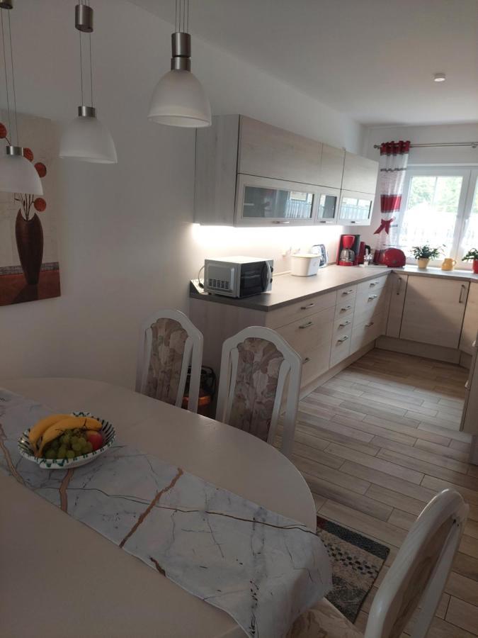 Ferienhaus Kleine Auszeit Creuzburg エクステリア 写真